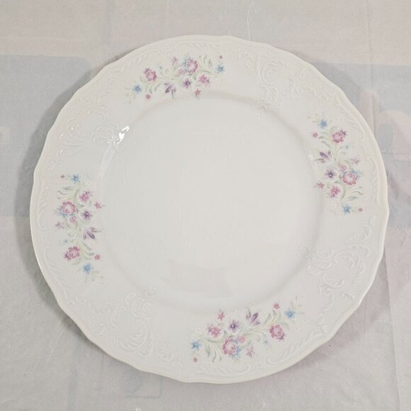 Bernadotte Czechoslovakia Floral Scalloped Porcelain Dinner Plates – Set of 4 - Picture 4 of 13